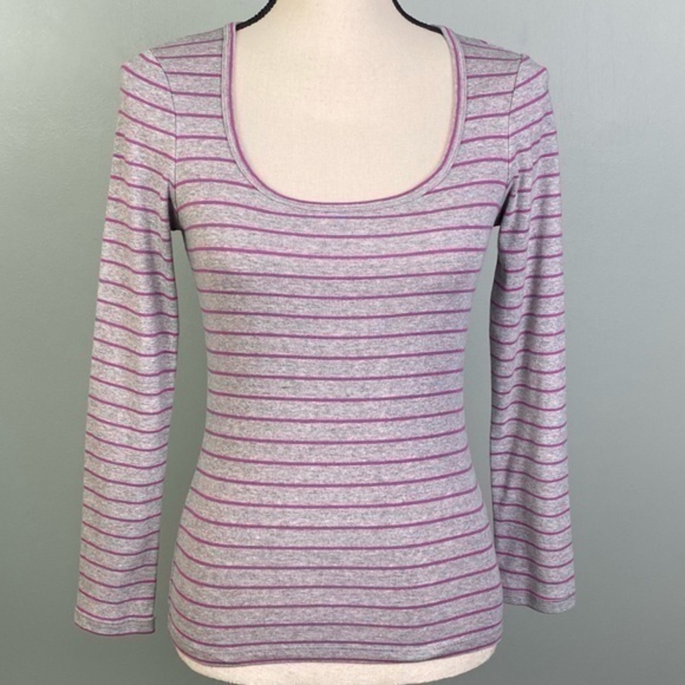 BODEN sport grey jersey knit t-shirt with pink stripes, size 2. EUC